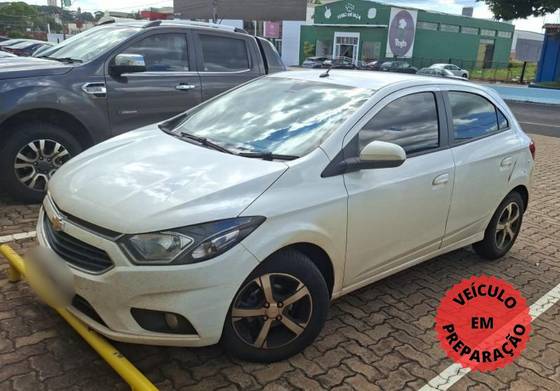 CHEVROLET ONIX 1.4 MPFI LTZ 8V FLEX 4P MANUAL
